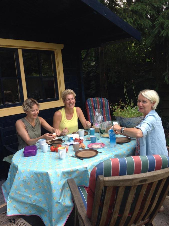 Guesthouse Vakantiehuis In Een Mooie Tuin In Het Centrum Van Zuidlaren! 外观 照片