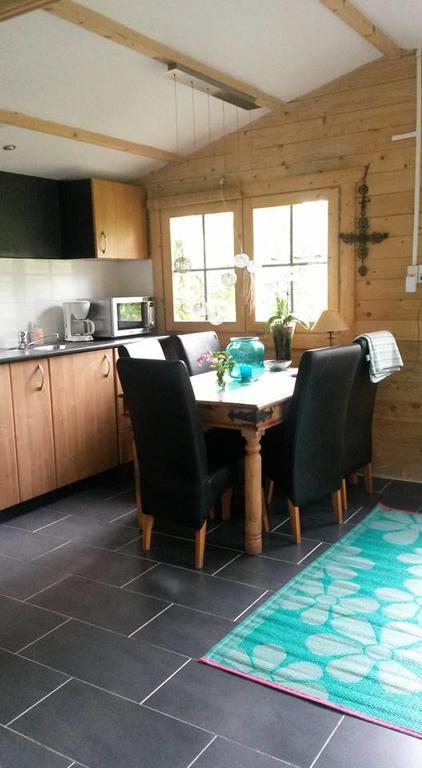 Guesthouse Vakantiehuis In Een Mooie Tuin In Het Centrum Van Zuidlaren! 外观 照片